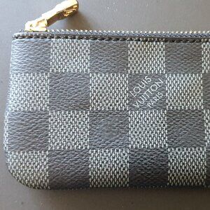 Louis Vuitton credit key coin pouch brand new